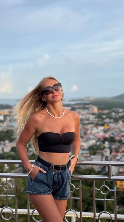Webcam chat profile for Darlina: BDSM