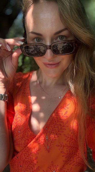 Webcam chat profile for KittyX555: Ask about my Hobbies