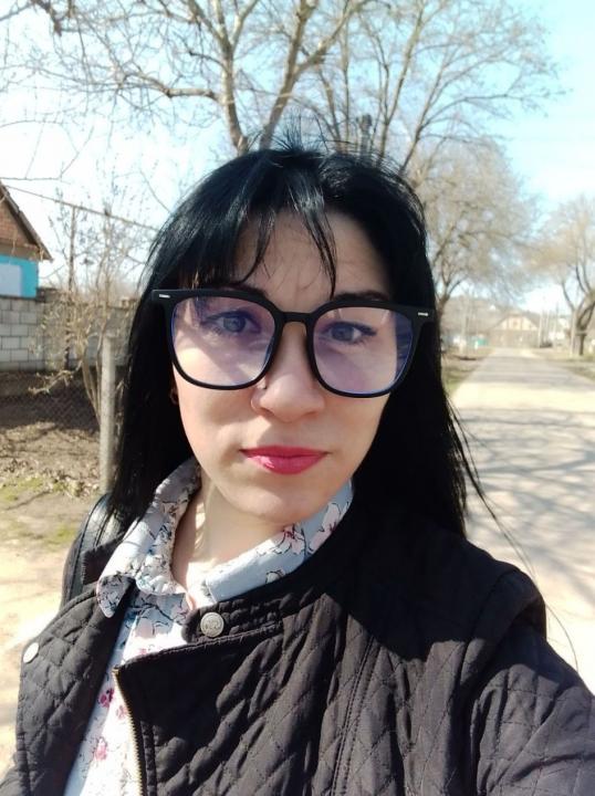 Webcam chat profile for Roxsana: Outfits