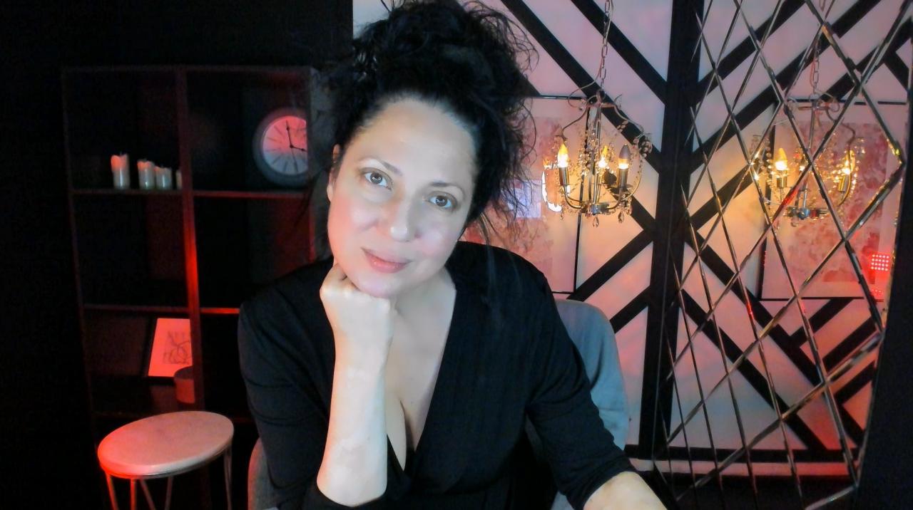 Webcam chat profile for AnitaMuse: Latex & rubber