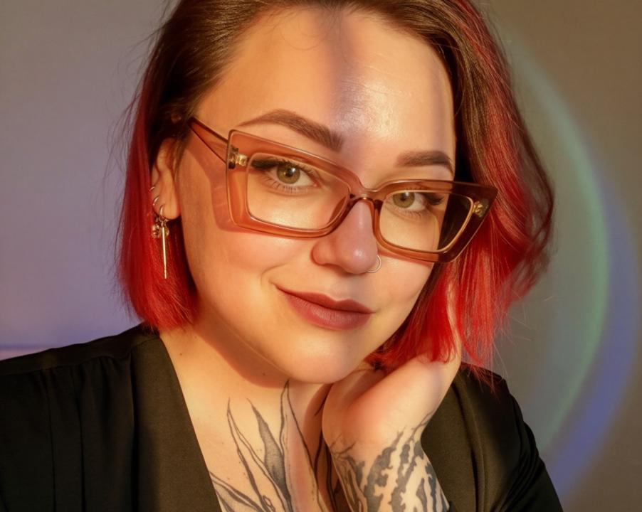 Webcam chat profile for TrueAlice: Travel