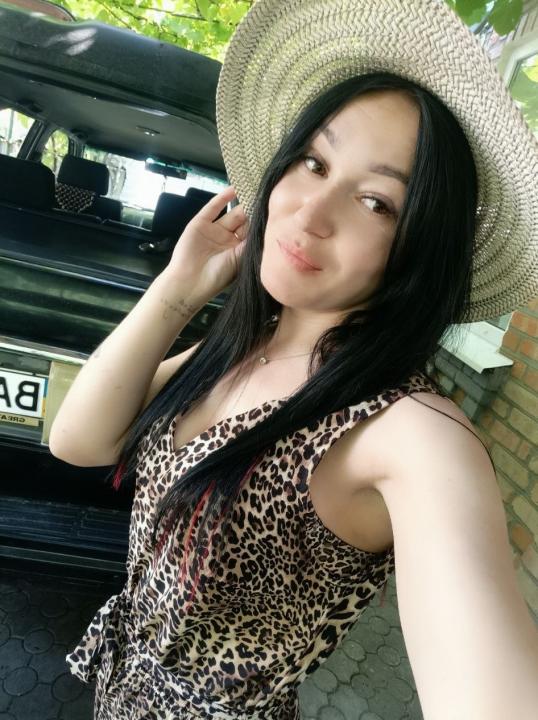Webcam chat profile for LioraBlack: Outfits