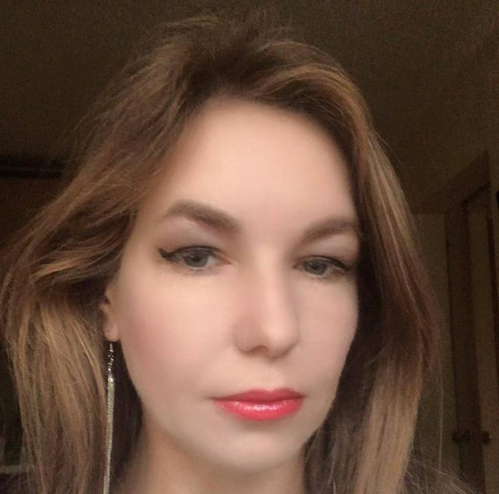 Webcam chat profile for AshleySwon7581