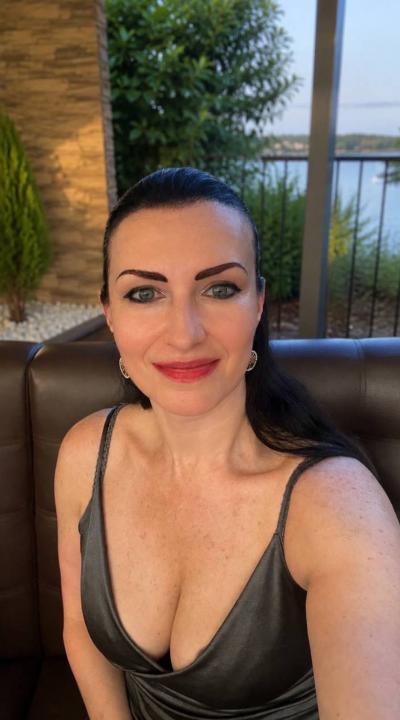 Webcam chat profile for Gracelyn: Dominatrix