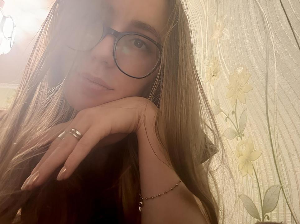 Webcam chat profile for SweetLavanda: Art