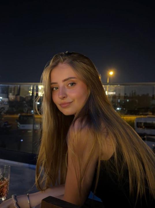 Webcam chat profile for VanillaKiss: Ask about my Hobbies