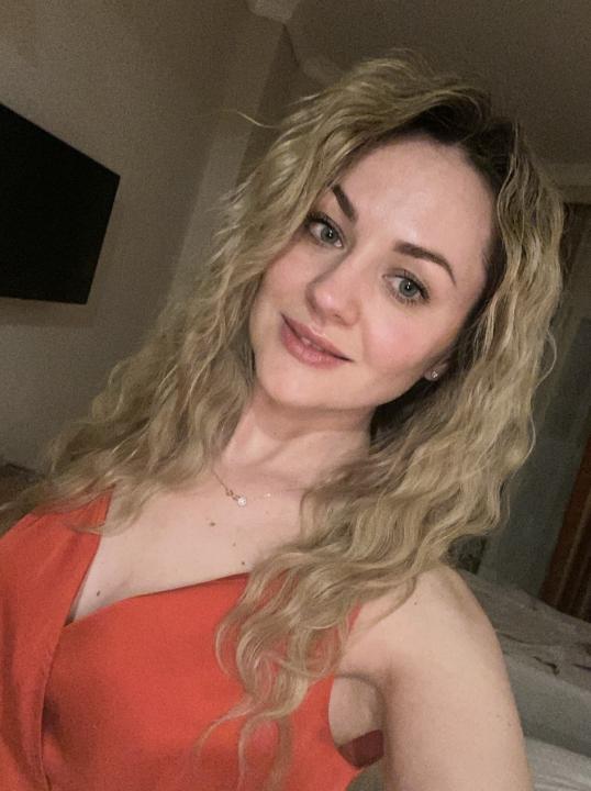 Webcam chat profile for KittyX555: Ask about my Hobbies