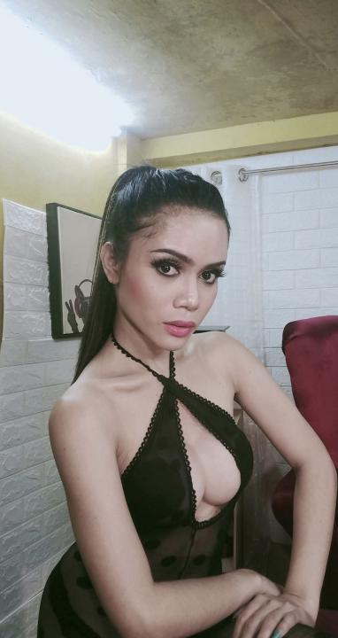 Webcam chat profile for patriciaboller: Bondage & discipline