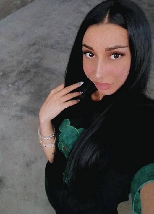 Webcam chat profile for Lum1a: Ask about my Hobbies