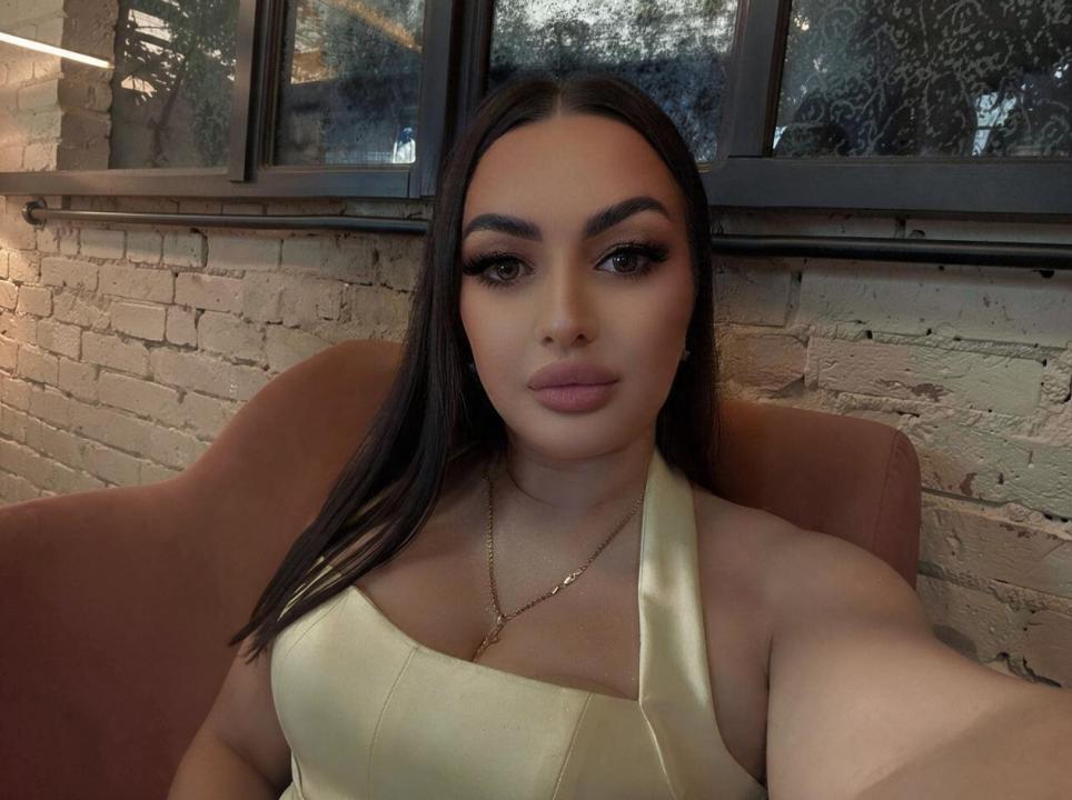 Webcam chat profile for SweetNika5