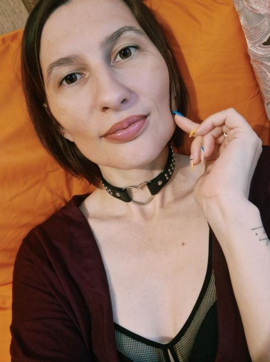 Webcam chat profile for DreamyIris