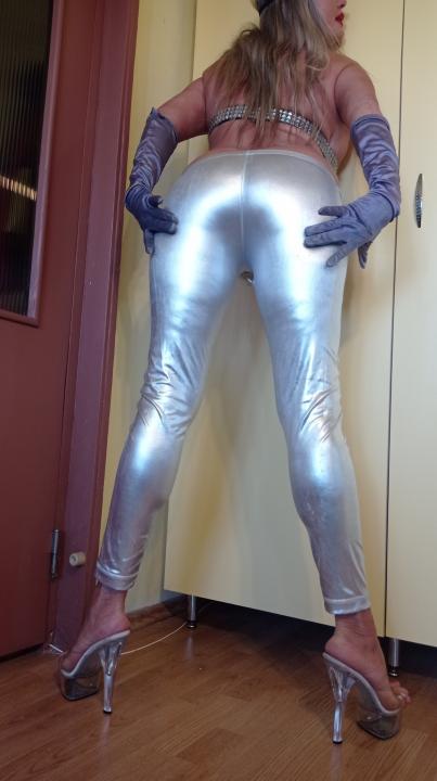 Webcam chat profile for SexToyss: BDSM