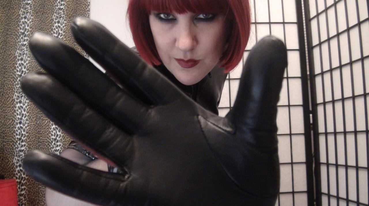Webcam chat profile for MistressViv: Dominatrix