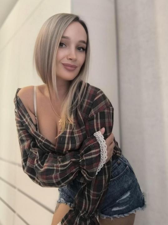 Webcam chat profile for 0BabyBlonde