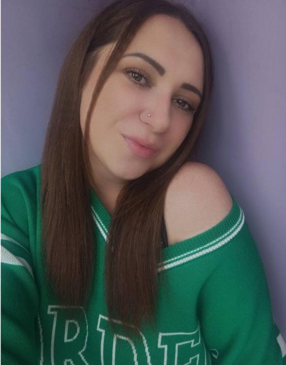 Webcam chat profile for Luvvia: Ask about my Hobbies