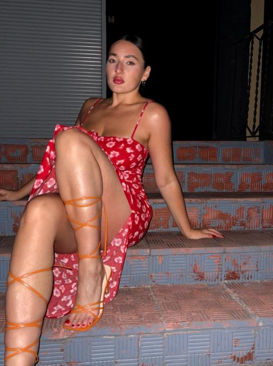 Webcam chat profile for sexy0and018hot
