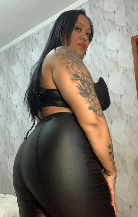 Webcam chat profile for Lira: Dominatrix