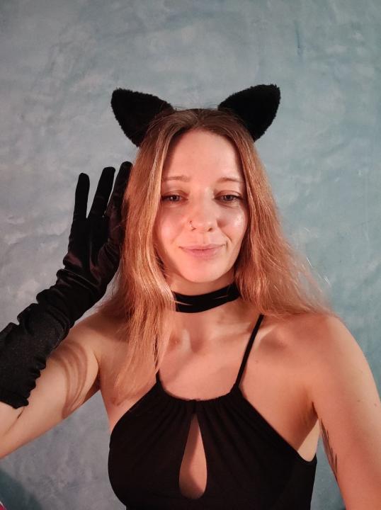 Webcam chat profile for Kaelynn: Ask about my Hobbies