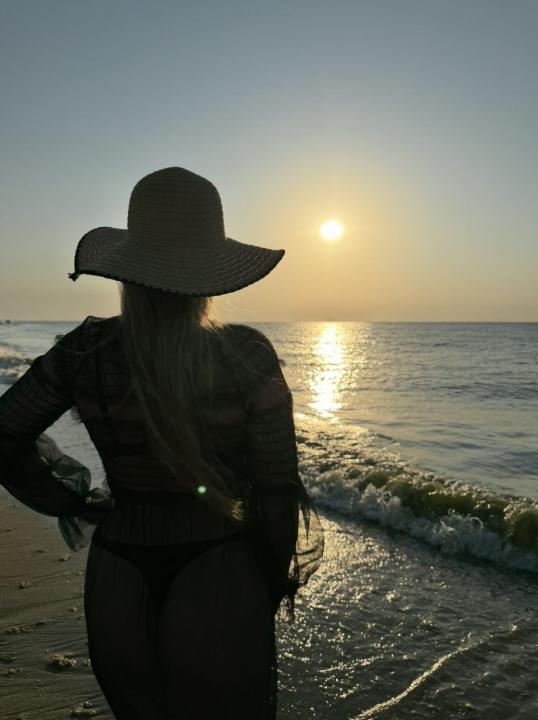 Webcam chat profile for FitnessGirl: Dancing