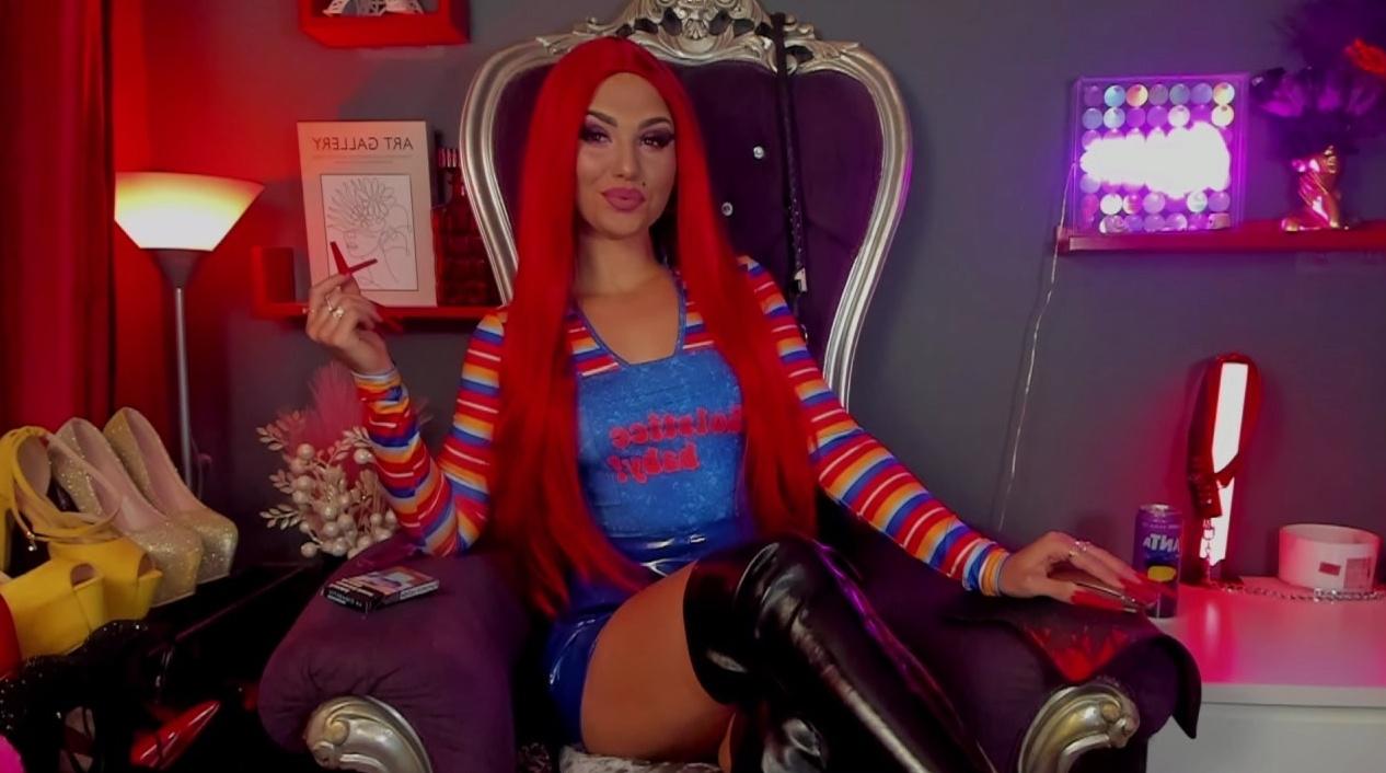 Webcam chat profile for LeaNoire: Dominatrix