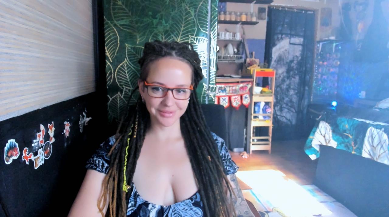 Webcam chat profile for LisaFoxy: Legs, feet & shoes
