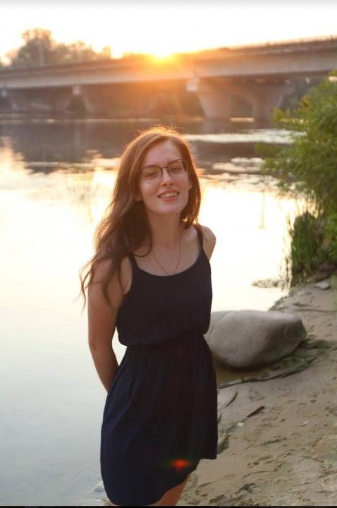 Webcam chat profile for YourNicole: Travel