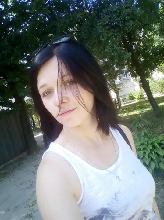 Webcam chat profile for Vitalina2828: Legs, feet & shoes