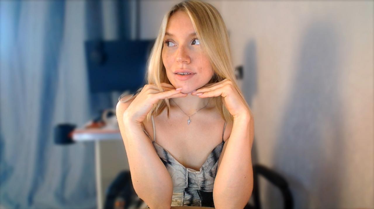 Webcam chat profile for TaylorBre: Legs, feet & shoes