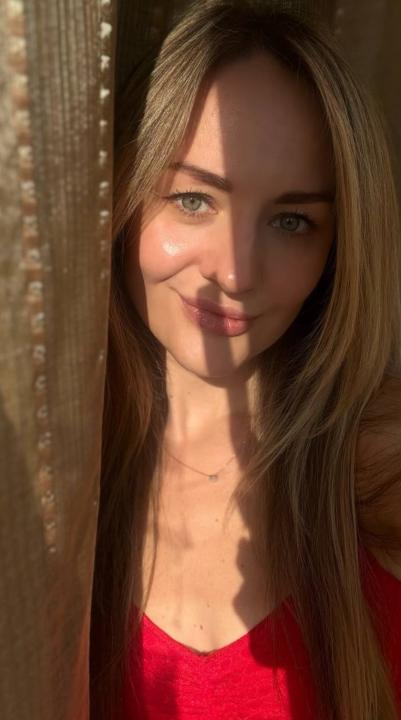 Webcam chat profile for KittyX555: Ask about my Hobbies