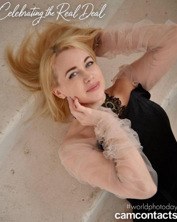 Webcam chat profile for LadyElyaWhisp: Sports