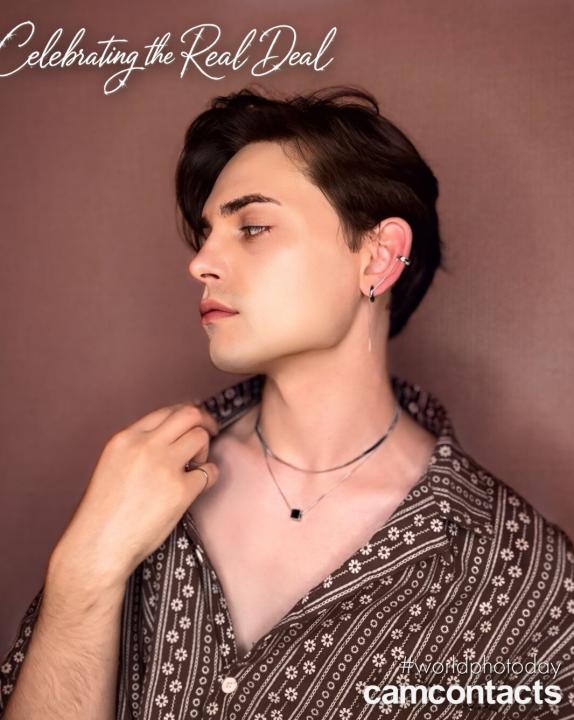 Webcam chat profile for KevinHolt: Jerking off