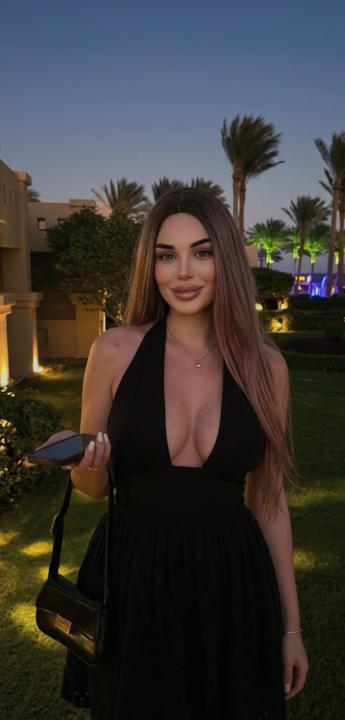 Webcam chat profile for MissAnnaMiller: Ask about my other interests