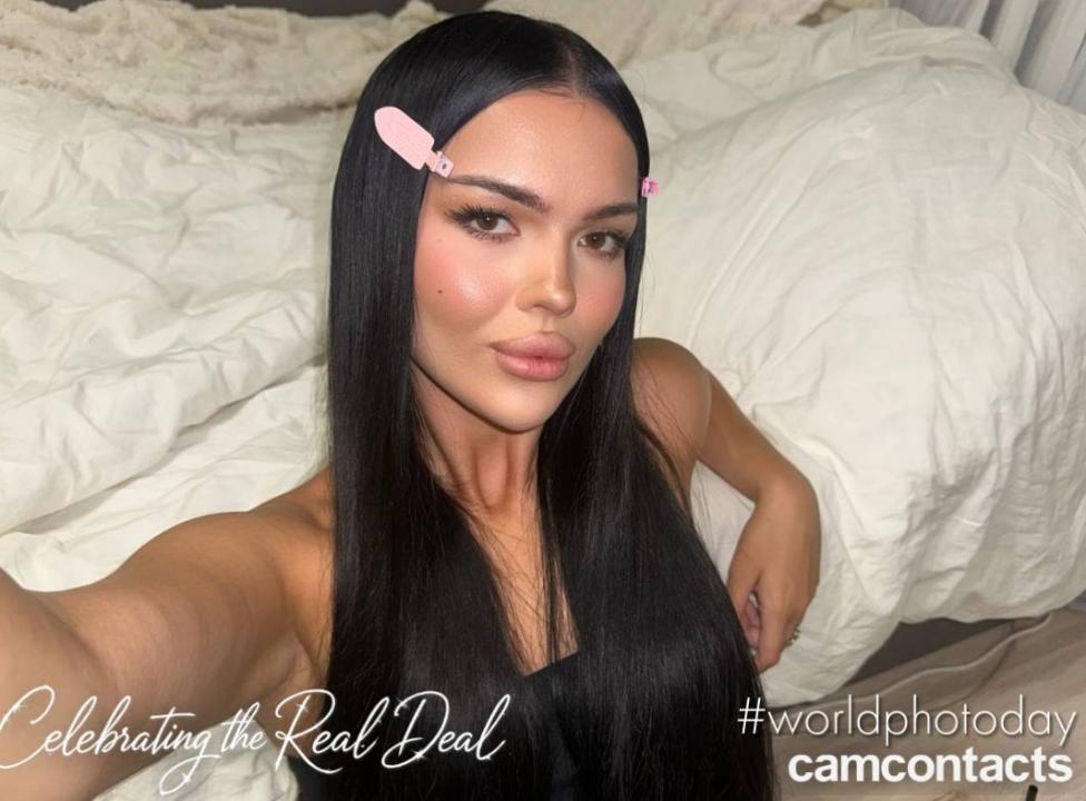 Webcam chat profile for Hotgirl1: Latex & rubber