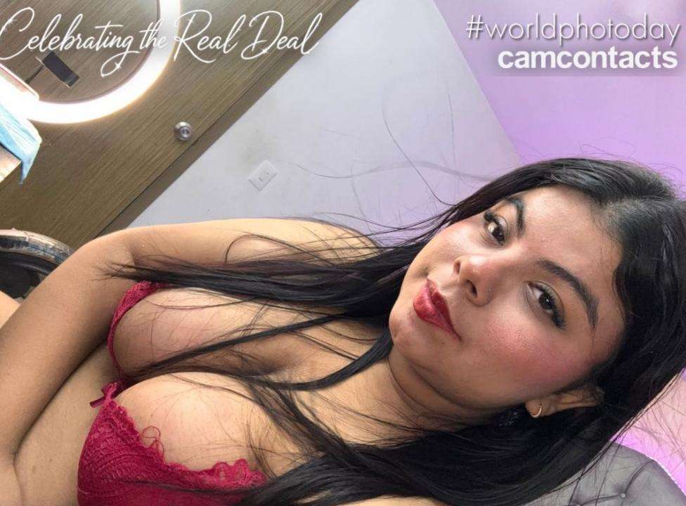 Webcam chat profile for AriaRose: Bondage & discipline