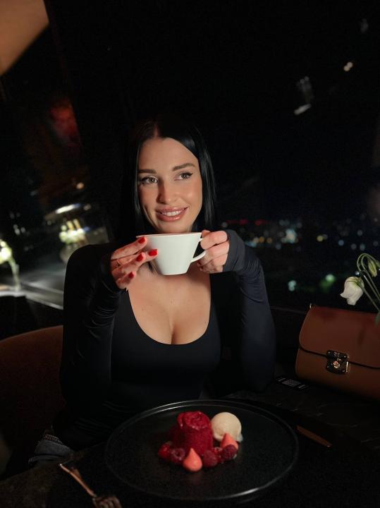 Webcam chat profile for Ksennia: Ask about my Hobbies