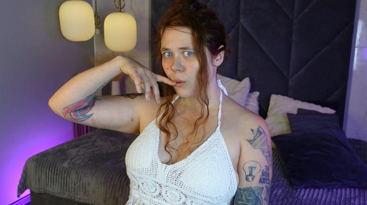 Webcam chat profile for SophiePure: Bondage & discipline