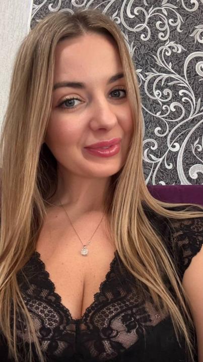 Webcam chat profile for GentleTanya: Ask about my other interests