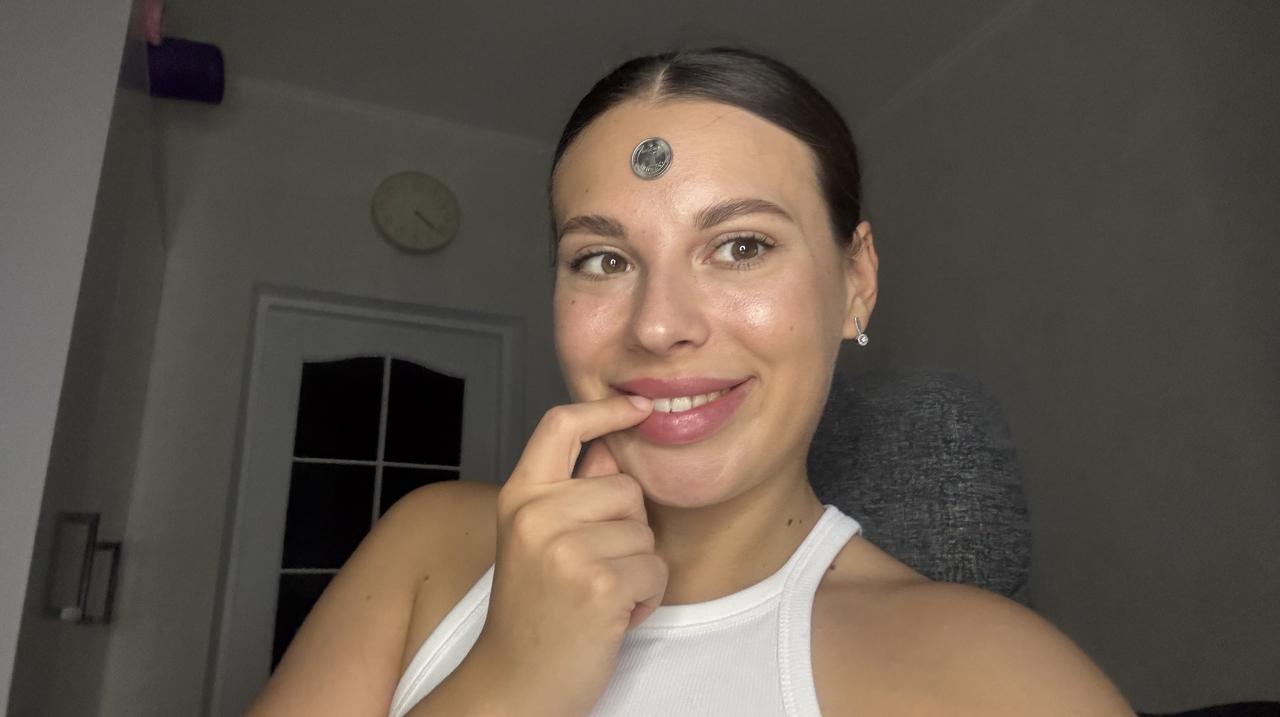 Webcam chat profile for MoonriseGoddess: Ask about my other activities