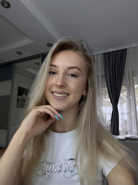 Webcam chat profile for ShineBright333: Ask about my other interests