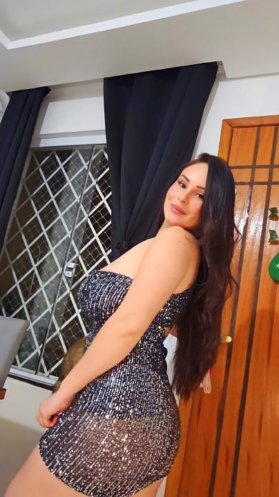 Webcam chat profile for Laviniaa