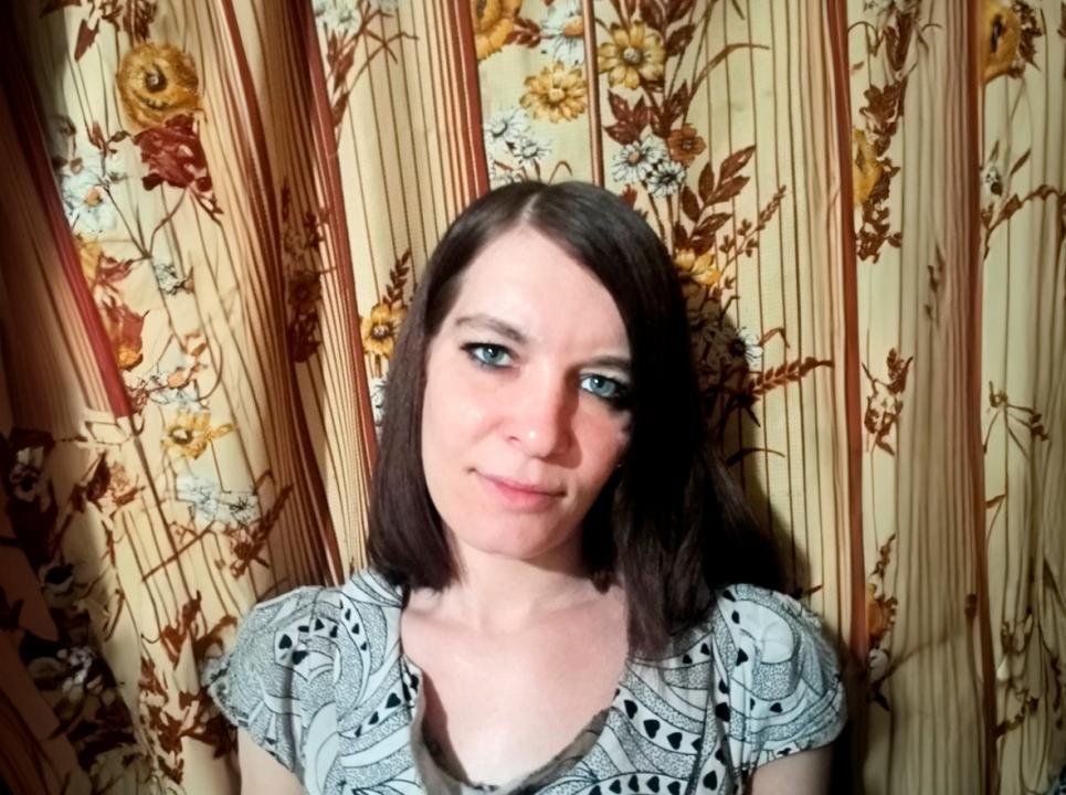 Webcam chat profile for XYourAhSlutX: Latex & rubber