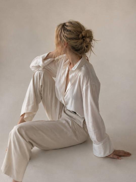Webcam chat profile for LimeMilk: Dancing