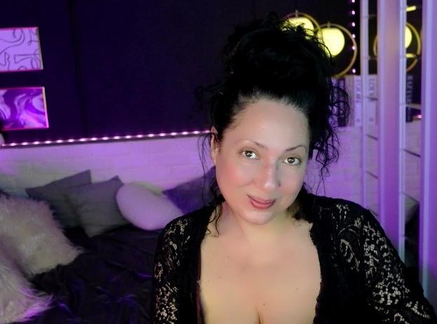Webcam chat profile for AnitaMuse: Latex & rubber