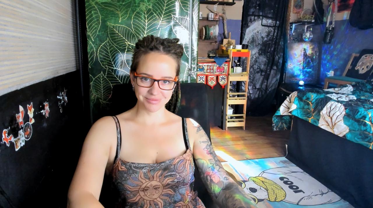 Webcam chat profile for LisaFoxy: Legs, feet & shoes