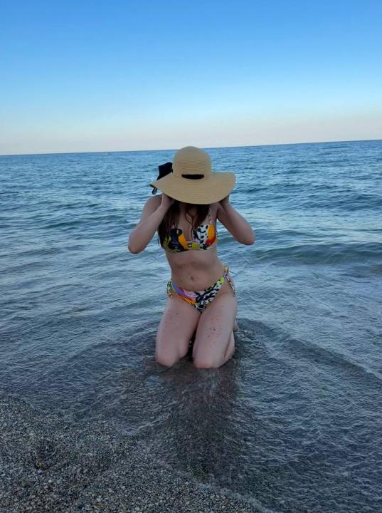 Webcam chat profile for MelaniSoul: Legs, feet & shoes