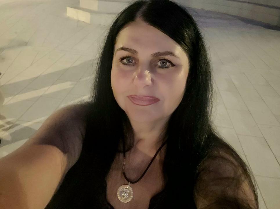 Webcam chat profile for Maurelle: Ask about my Hobbies
