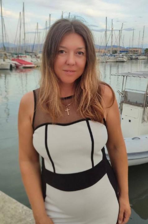 Webcam chat profile for LioraVenti: Outfits