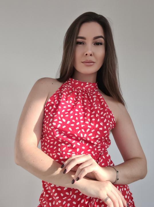 Webcam chat profile for DesiredMystery: Outfits