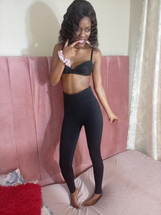 Webcam chat profile for PrettyDrey: Bondage & discipline