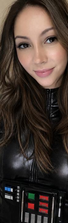 Webcam chat profile for LadyVader: Kissing